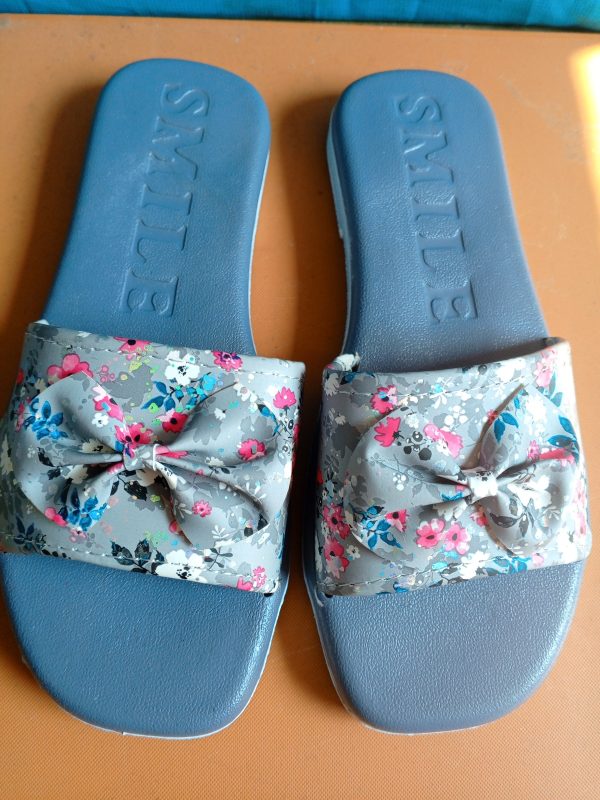 Chappal Fancy Smile - Image 4