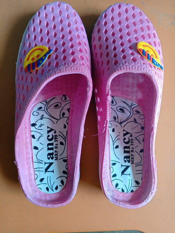 Chappal Nancy - Image 4